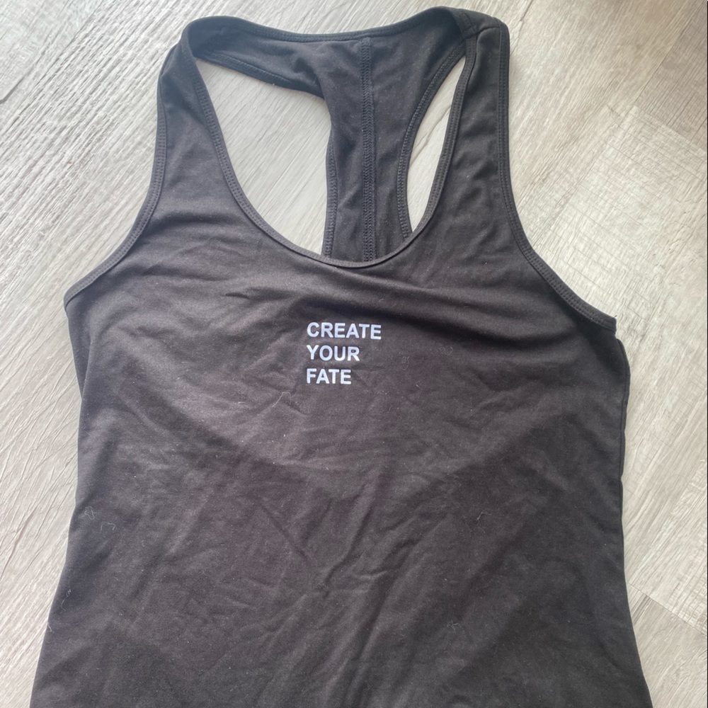 Good human workout top